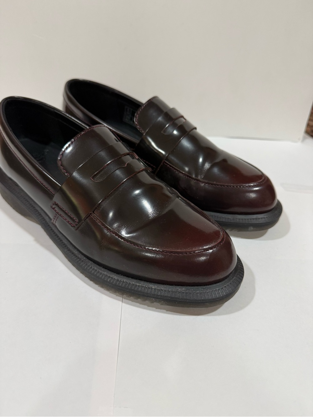Dr. Marten Temara Loafers in Cherry Arcadia Leather UK 5, US 7